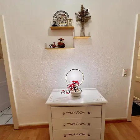 Apartment Cozy 2-room-apartment On Zoo Park In District 2 Dusseldorf
