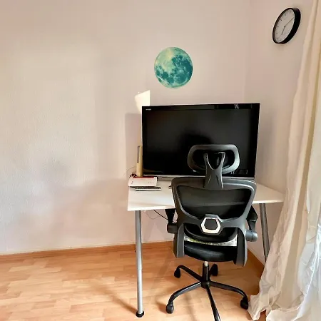 Apartment Cozy 2-room-apartment On Zoo Park In District 2 Dusseldorf