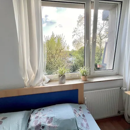 Cozy 2-room-apartment On Zoo Park In District 2 Dusseldorf