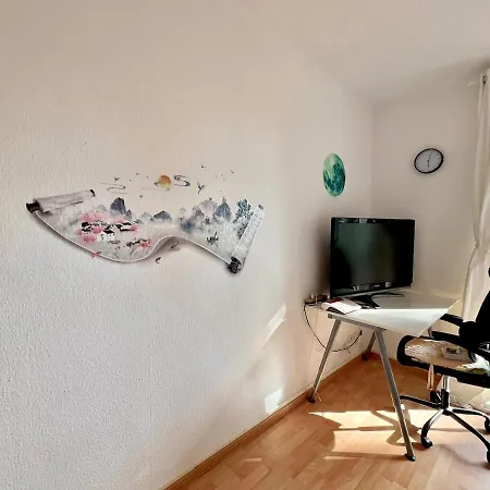 Cozy 2-room-apartment On Zoo Park In District 2 Dusseldorf